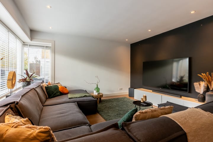 Foto 12 van Armstronglaan 21