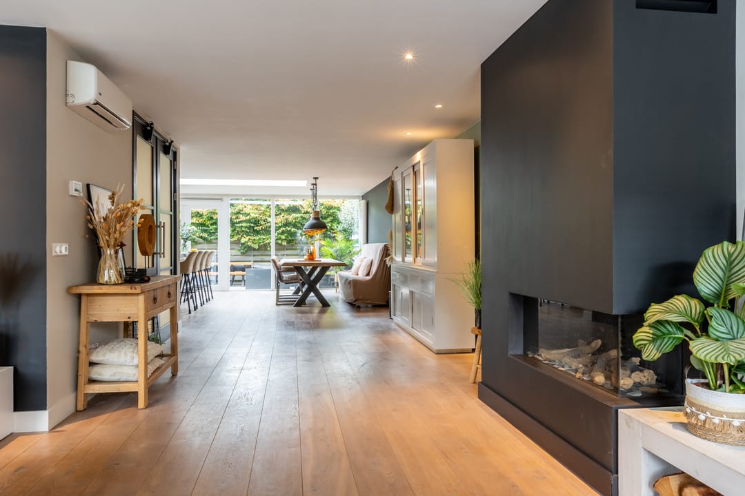 Photo 16 of Armstronglaan 21