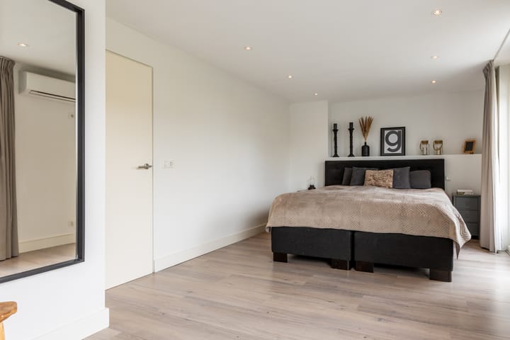 Foto 33 van Armstronglaan 21