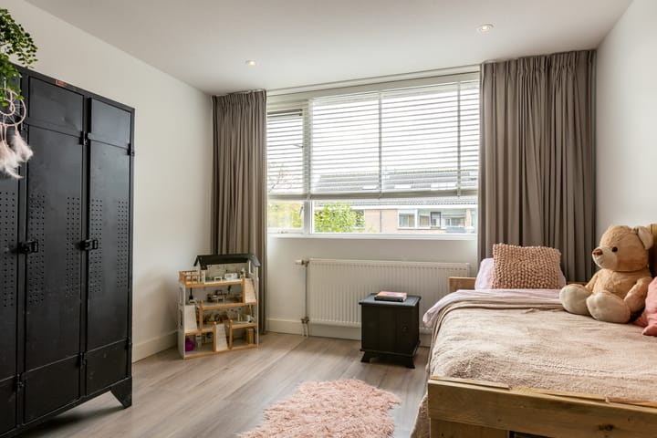 Foto 41 van Armstronglaan 21