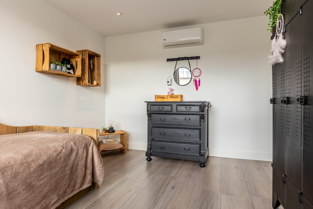 Photo 43 of Armstronglaan 21