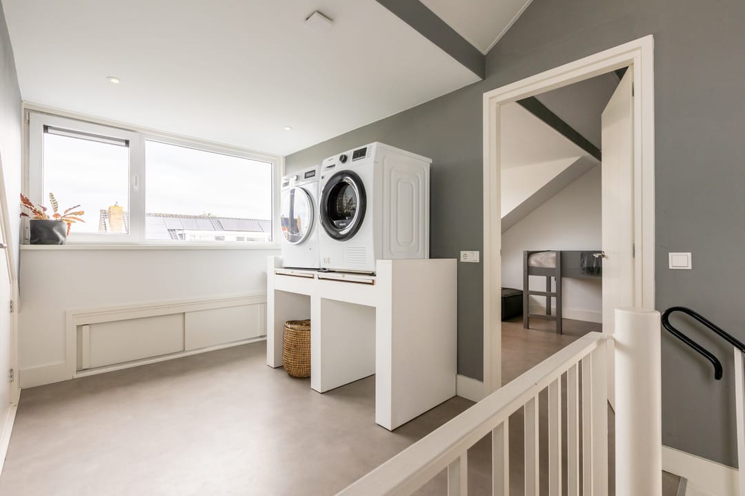 Photo 46 of Armstronglaan 21