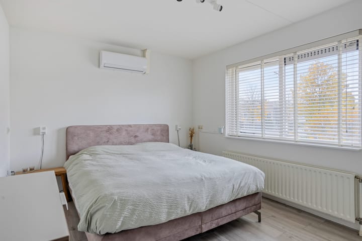 Foto 15 van Klaproos 8