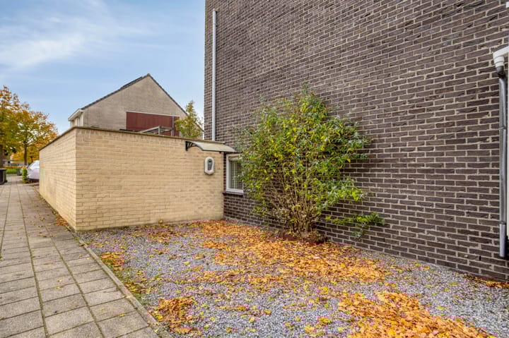 Foto 31 van Klaproos 8