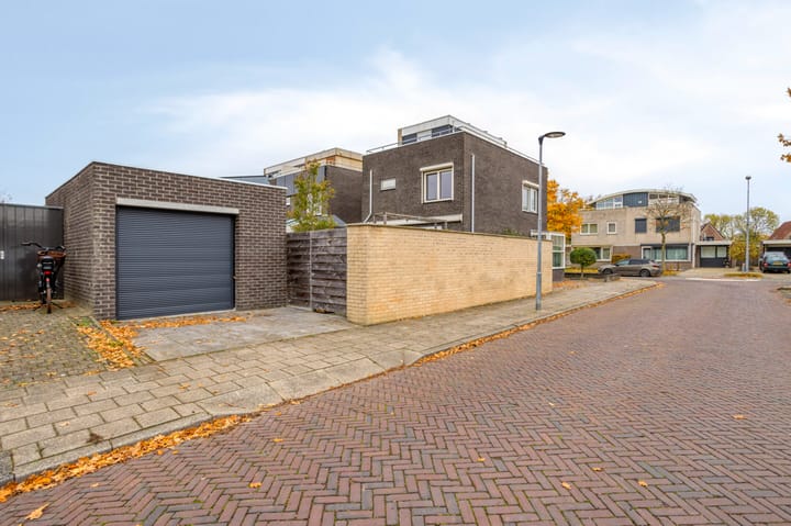 Foto 33 van Klaproos 8