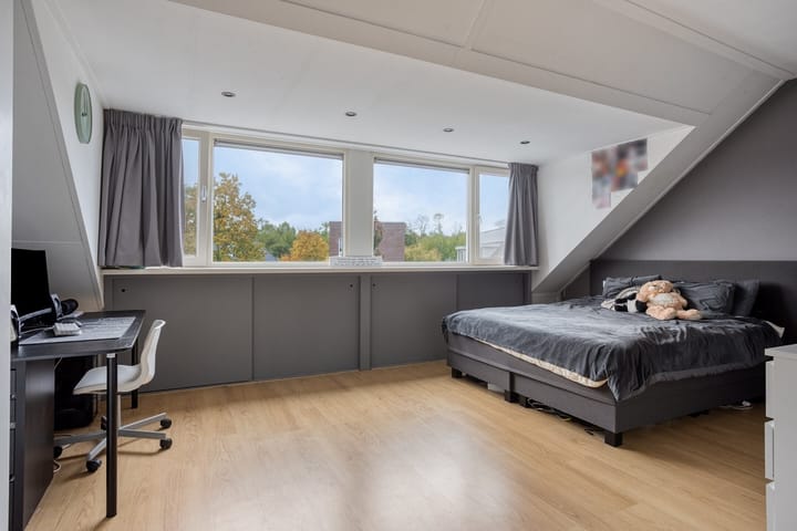 Foto 23 van Diadeemstraat 53