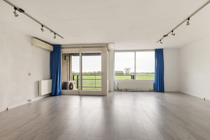 Photo 7 of Malachiet 32