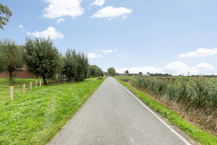 Photo 29 of Malachiet 32