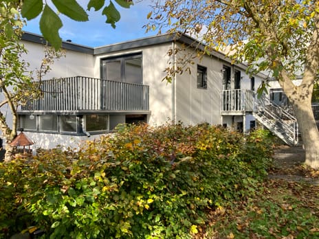 undefined main image