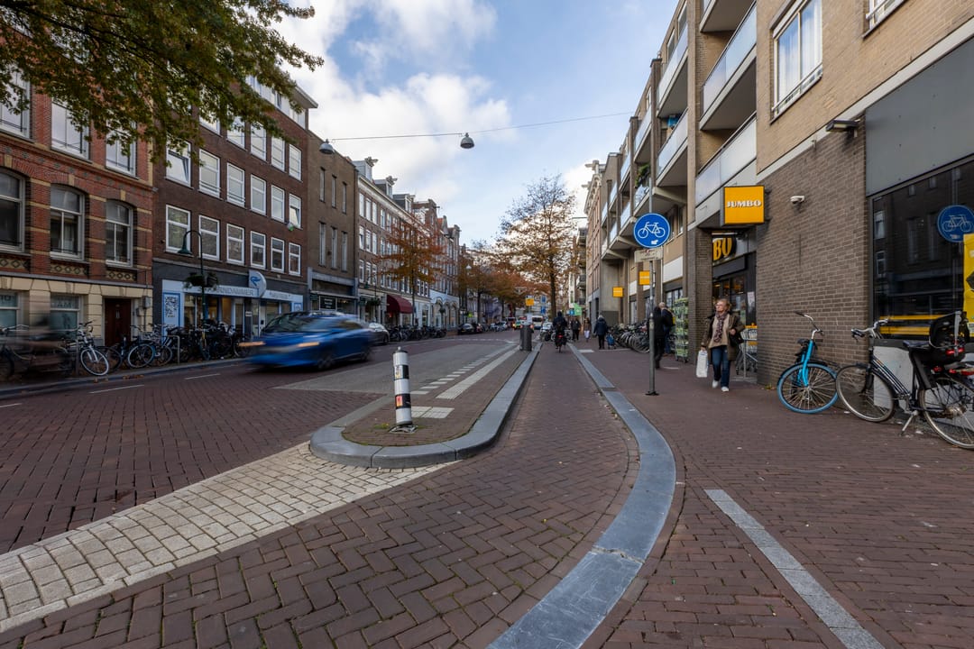 Photo 26 of Van Noordtstraat 46