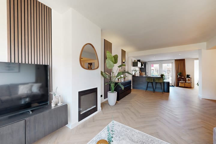 Photo 15 of Poststraat 14