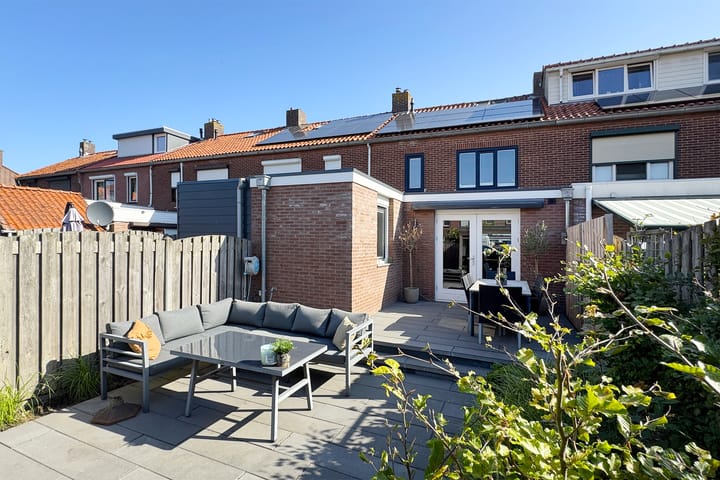 Photo 55 of Poststraat 14