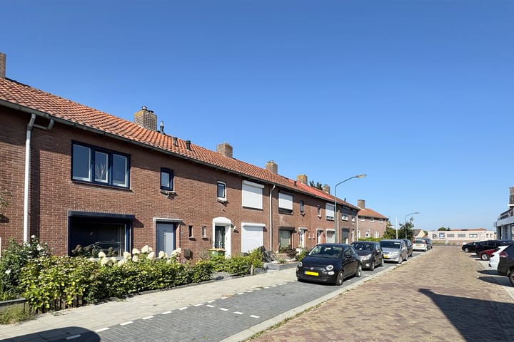 Photo 58 of Poststraat 14