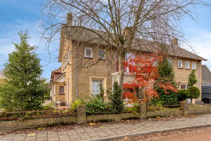 Photo 3 of Wilhelminastraat 21