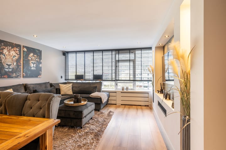 Johann Straussplein 306