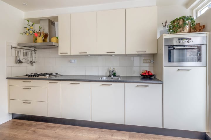 Foto 9 van van der Duyn Van Maasdamstraat 16