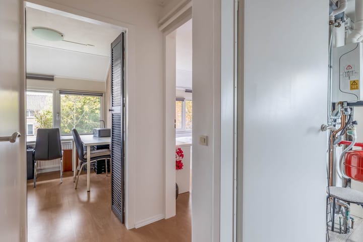 Foto 22 van van der Duyn Van Maasdamstraat 16