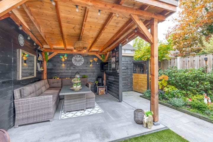 Foto 29 van van der Duyn Van Maasdamstraat 16