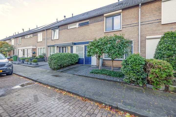 Foto 30 van van der Duyn Van Maasdamstraat 16