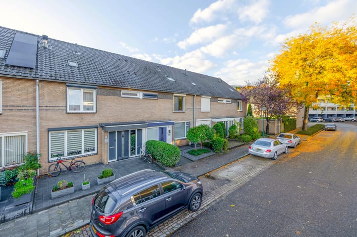 Foto 32 van van der Duyn Van Maasdamstraat 16