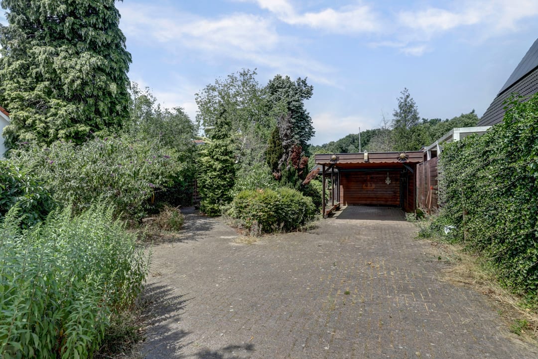 Foto 47 van Koningin-Emmalaan 17