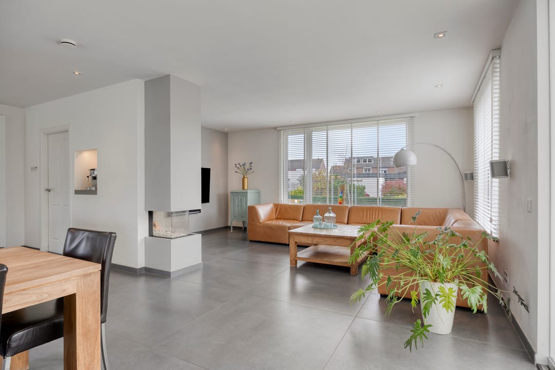 Photo 2 of Oosterveldstraat 46