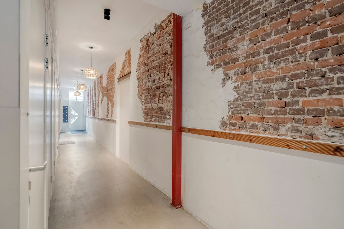 Photo 4 of Vechtstraat 36-C