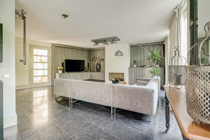 Photo 6 of Lotte Stam-Beesestraat 62