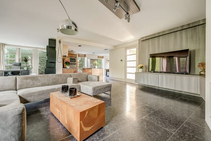 Photo 9 of Lotte Stam-Beesestraat 62