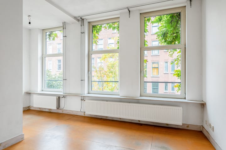 Photo 7 of Van Weelstraat 15-A01