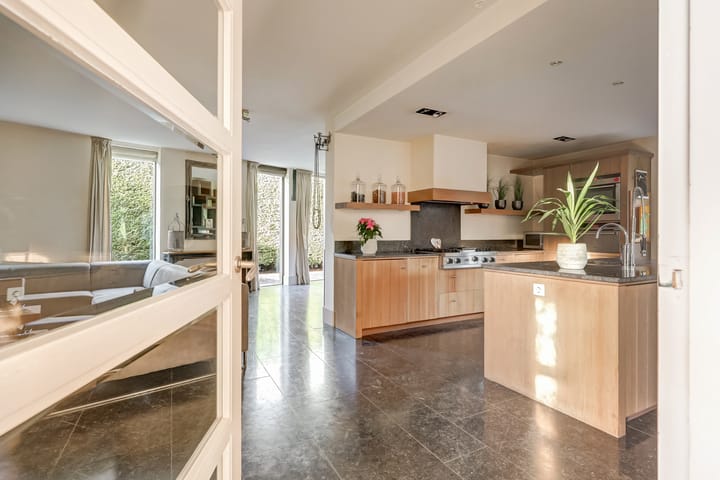 Photo 14 of Lotte Stam-Beesestraat 62