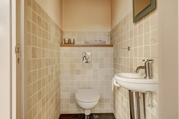 Photo 32 of Lotte Stam-Beesestraat 62