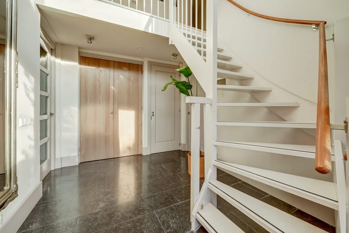 Photo 33 of Lotte Stam-Beesestraat 62