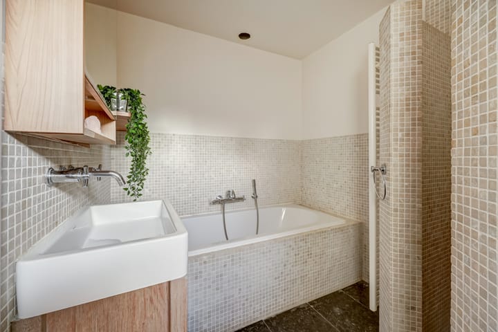 Photo 39 of Lotte Stam-Beesestraat 62