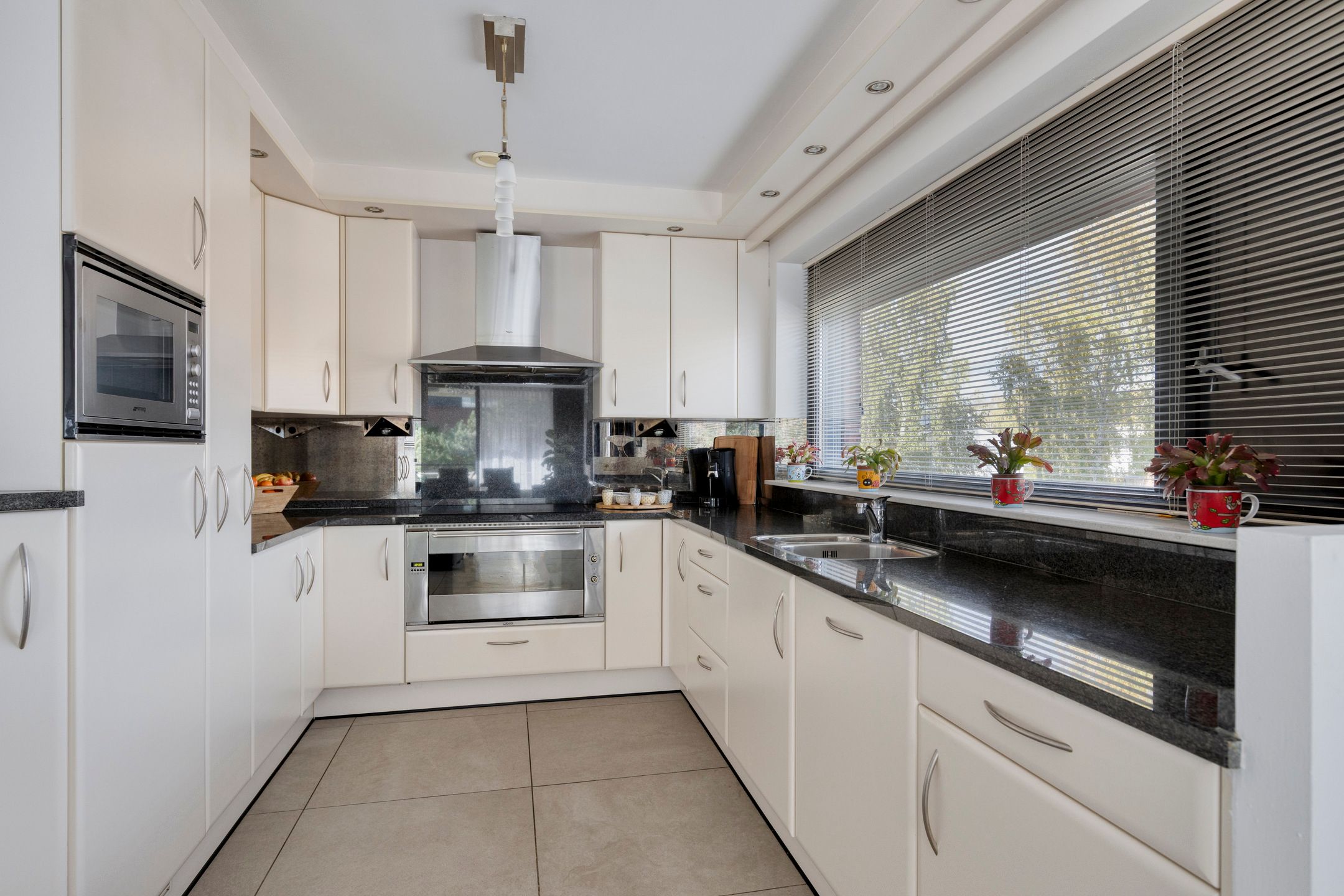 Photo 3 of Zandbloem 149