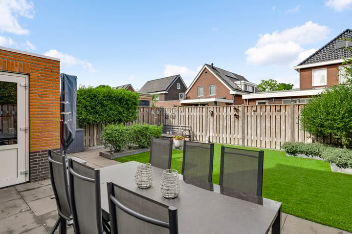 Photo 34 of Esdek 25