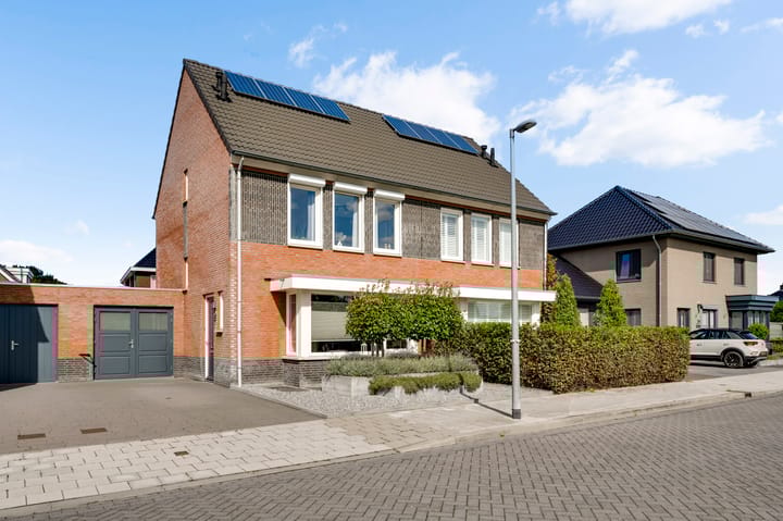 Photo 39 of Esdek 25