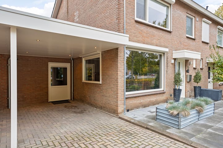 Foto 7 van Trompstraat 15