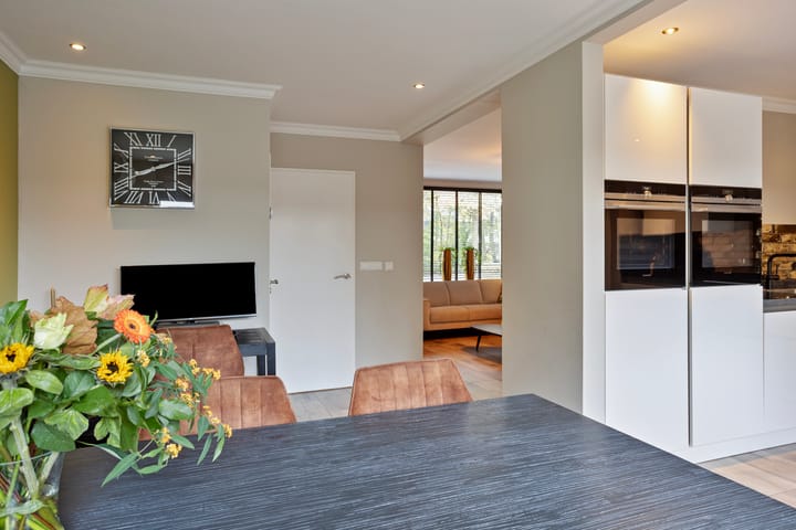 Foto 16 van Trompstraat 15