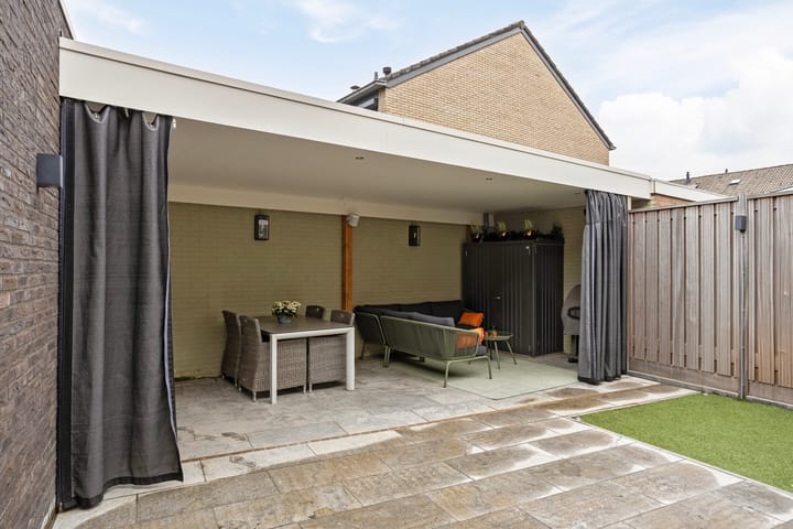 Foto 25 van Trompstraat 15