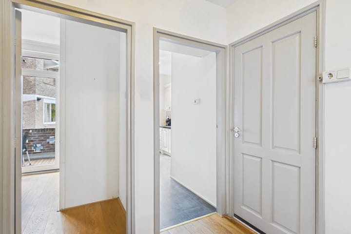 Photo 14 of Dwarskaai 24