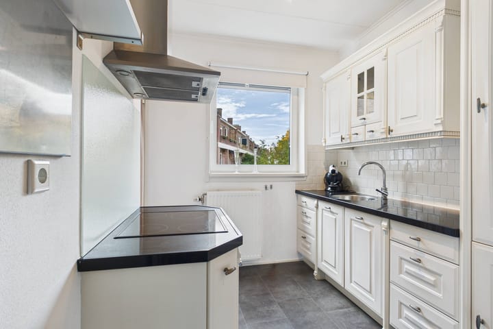 Photo 15 of Dwarskaai 24