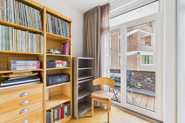 Photo 22 of Dwarskaai 24