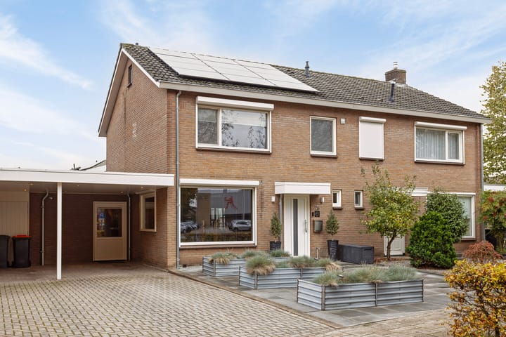 Foto 47 van Trompstraat 15