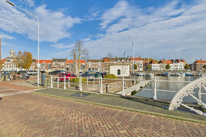 Photo 35 of Dwarskaai 24