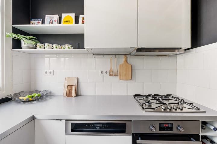 Photo 22 of Delfgaauwstraat 33-B