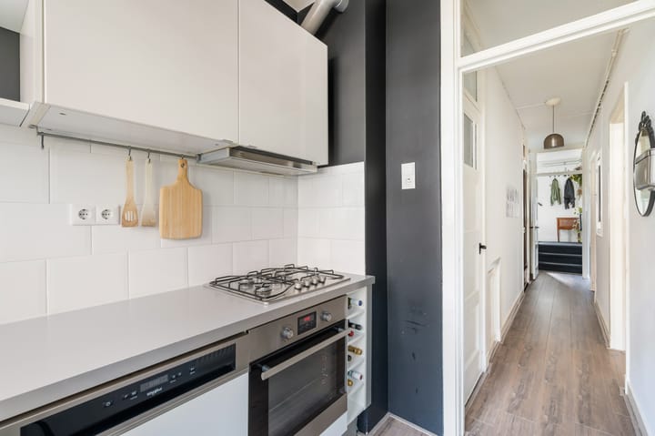 Photo 23 of Delfgaauwstraat 33-B