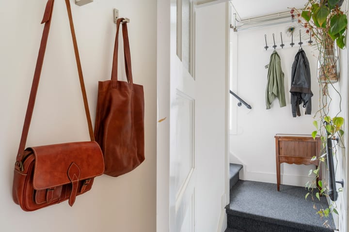 Photo 26 of Delfgaauwstraat 33-B