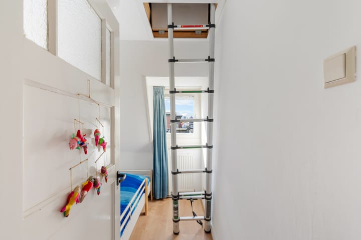 Photo 40 of Delfgaauwstraat 33-B