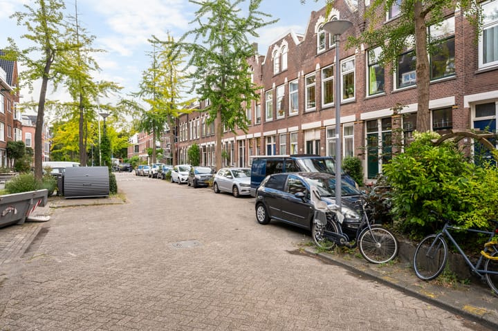 Photo 50 of Delfgaauwstraat 33-B